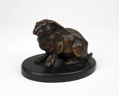 Ensemble de quatre petites sculptures animalières...