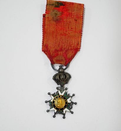 FRANCE
Croix en réduction de l’Ordre de la...