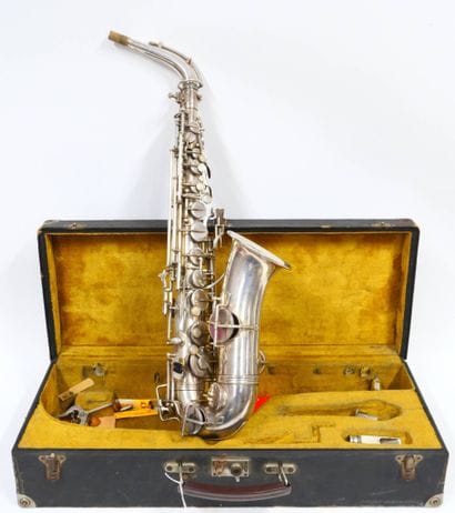Saxophone alto de la Maison COUESNON à Paris
Modèle...
