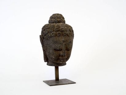 INDONESIE - Moderne
Tête de bouddha dans...