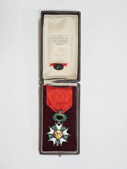 FRANCE, légion d'honneur
Croix de chevalier...