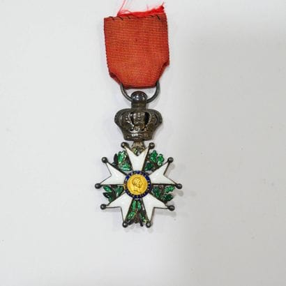 Croix en réduction de l’Ordre de la Légion...