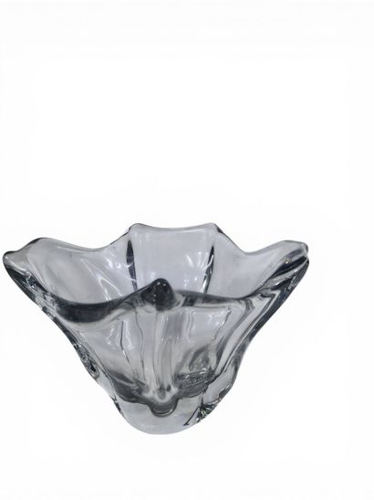 DAUM FRANCE 
Grand vase de forme libre, vers...