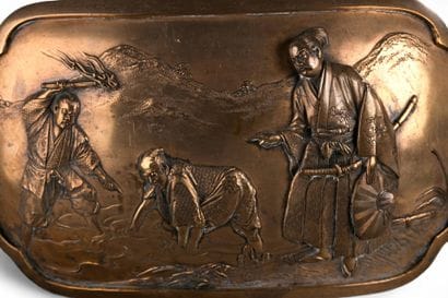 JAPON - Époque Meiji
Grand cache-pot en bronze...