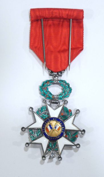 FRANCE
Croix de chevalier de l’ordre de la...