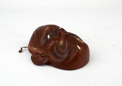 JAPON - Époque Meiji (1868-1912).
Petit masque...