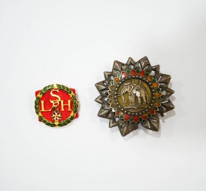 THAÏLANDE
Croix de commandeur de l’Ordre...