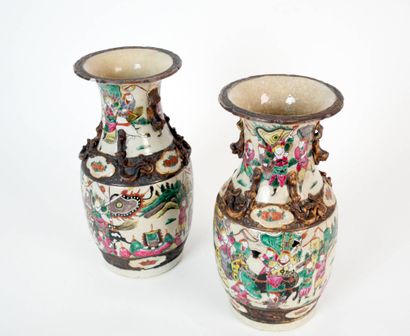 CHINE, fin XIXe début XXe
Paire de vases...