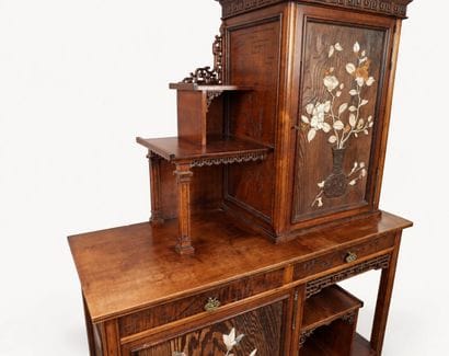 Dans le goût de Gabriel VIARDOT 
Meuble de...