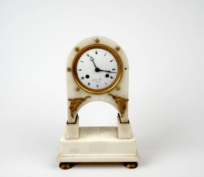 LERRADE ET FILS à Compiègne
Pendulette borne...