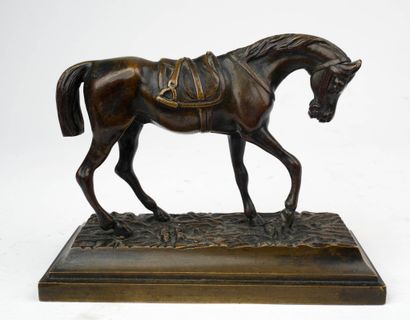 Ensemble de quatre petites sculptures animalières...