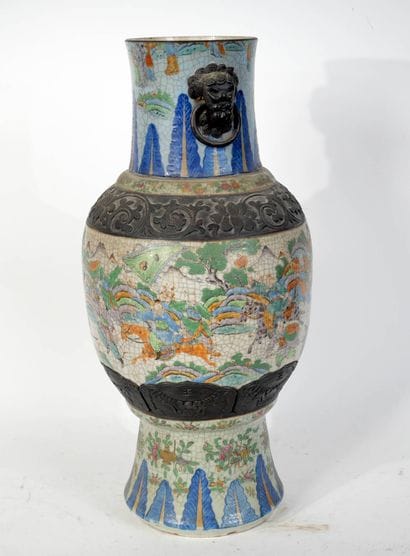 CHINE, Nankin Fin XIXe début XXe siècle 
Vase...