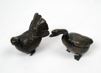 JAPON, époque Meiji (1868-1912)
Deux petits...