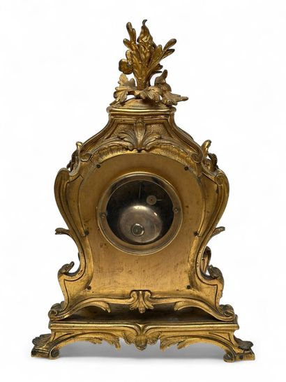 OUDIN et MARTI 
Pendule de style Louis XV...