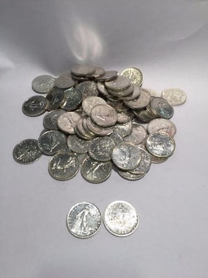[ Pièces en argent ]

Lot de 80 pièces de...