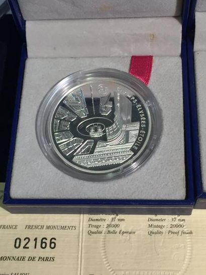[MONNAIE DE PARIS] 

- Une pièce de 10 francs...
