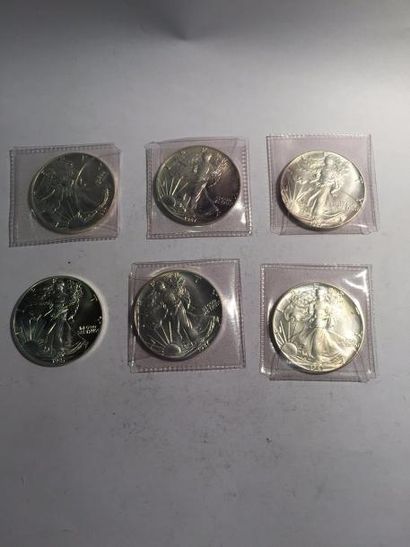 [USA] [COLLECTION]

Un lot composé de 6 pièces...
