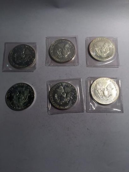 [USA] [COLLECTION]

Un lot composé de 6 pièces...