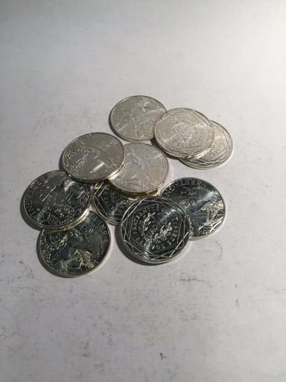 [MONNAIE DE PARIS]

10 pièces de 10 euros...