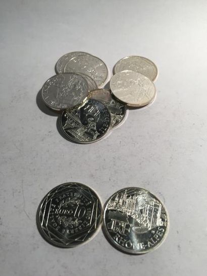 [MONNAIE DE PARIS]

5 pièces de 10 euros...