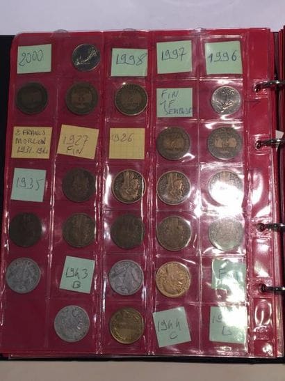 [FRANCS] [COLLECTION]

Trois classeurs contenant...
