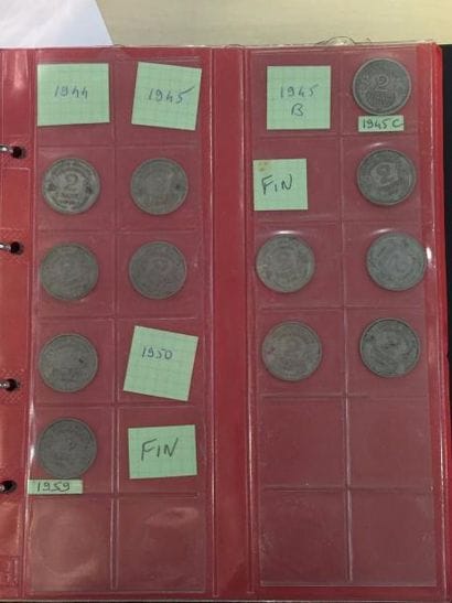 [FRANCS] [COLLECTION]

Trois classeurs contenant...