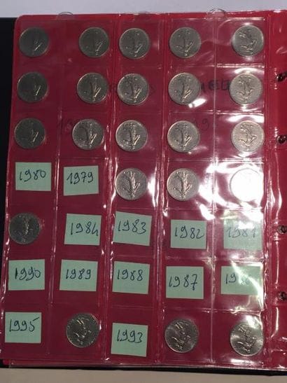 [FRANCS] [COLLECTION]

Trois classeurs contenant...