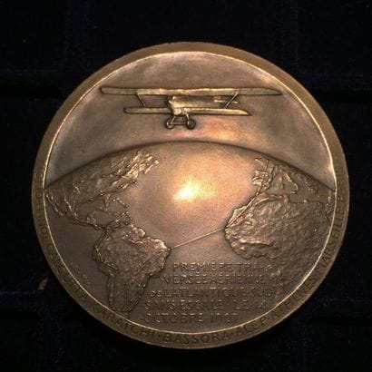 [LE BRIX-COSTES]

Médaille de table en bronze...