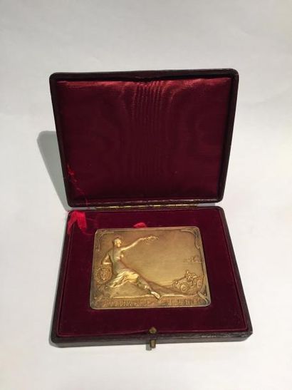 [MEDAILLE][AUTOMOBiLIA]

Médaille en argent...