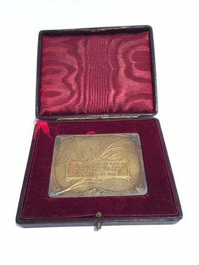 [MEDAILLE][AUTOMOBiLIA]

Médaille en argent...