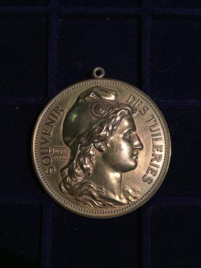 FRANCE

Médaille souvenir de la commune de...