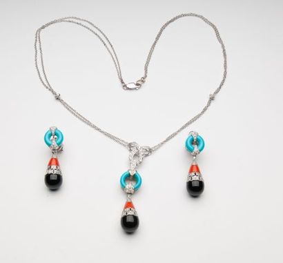 ANTIQUE 18K GOLD EARRINGS AND NECKLACE
Materials:...