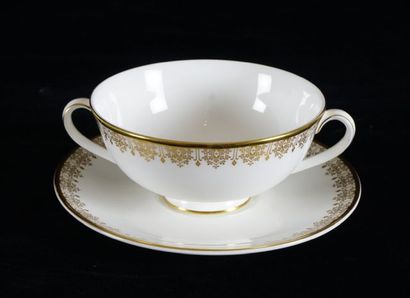 ROYAL DOULTON
Service en porcelaine « Gold...