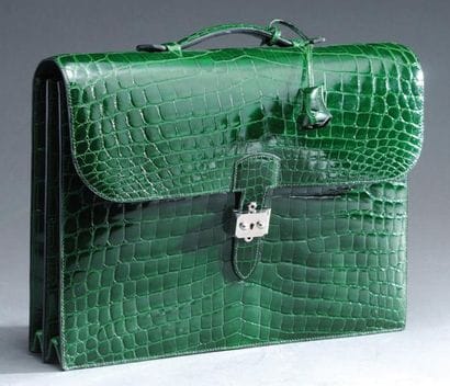 HERMES
Sac à dépêches à deux soufflets en...