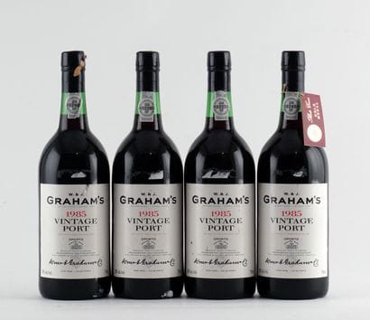 W. J. Graham's 1985

Vintage Porto

Niveau...