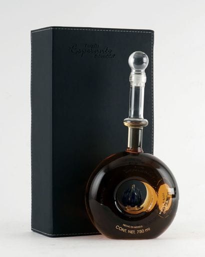 Esperanto Seleccion Tequila Extra Anejo

Niveau...