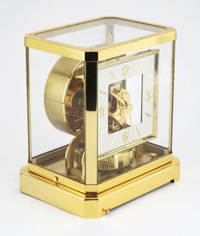 Le Coultre Atmos perpetual movement clock...