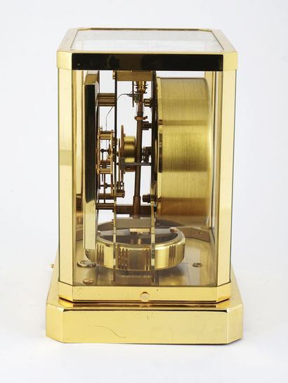 Le Coultre Atmos perpetual movement clock...