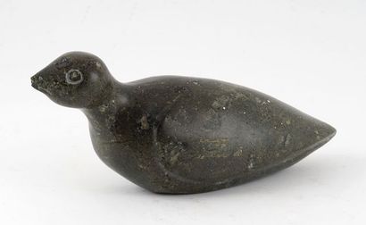 INUIT SCHOOL (20th c.)

Bird

Soapstone sculpture

11x23cm...