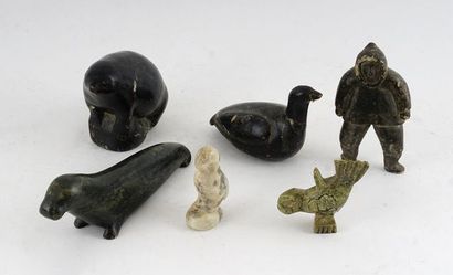 INUIT SCHOOL (20th c.)

Set of 6 small soapstone...