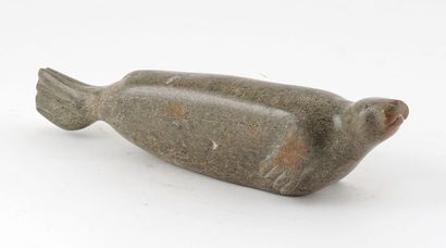AKILAK, Moses (1932-1968)

Seal

Soapstone...