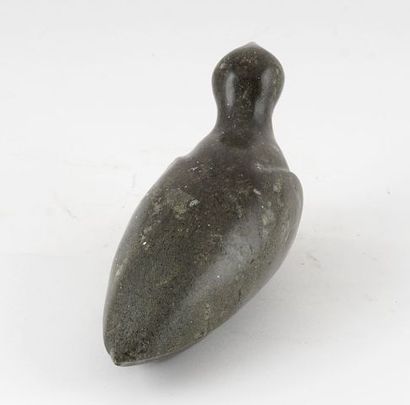INUIT SCHOOL (20th c.)

Bird

Soapstone sculpture

11x23cm...