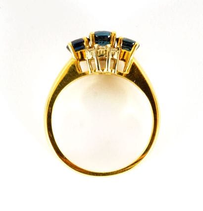 OR 18K SAPHIRS / 18K GOLD SAPPHIRES

Bague...