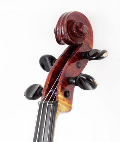 Violon 4/4 du luthier québécois Joseph-Henri...
