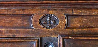 Armoire d’époque Louis XV en bois naturel,...