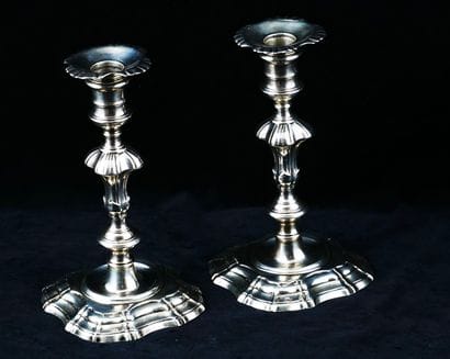 Paire de chandeliers anglais, fin XIXe début...