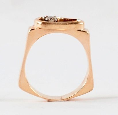 14K GOLD DIAMOND

14K yellow gold ring set...