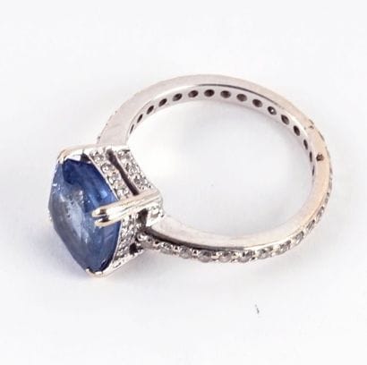 OR 18K SAPHIR 5.0 CT DIAMANTS / 18K GOLD...