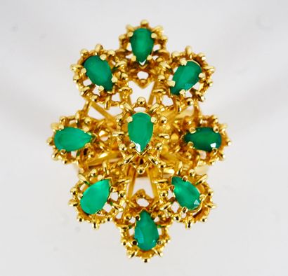10K GOLD

Ladies ring in 10K yellow gold...