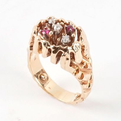 14K GOLD DIAMONDS RUBIES

14K yellow gold...